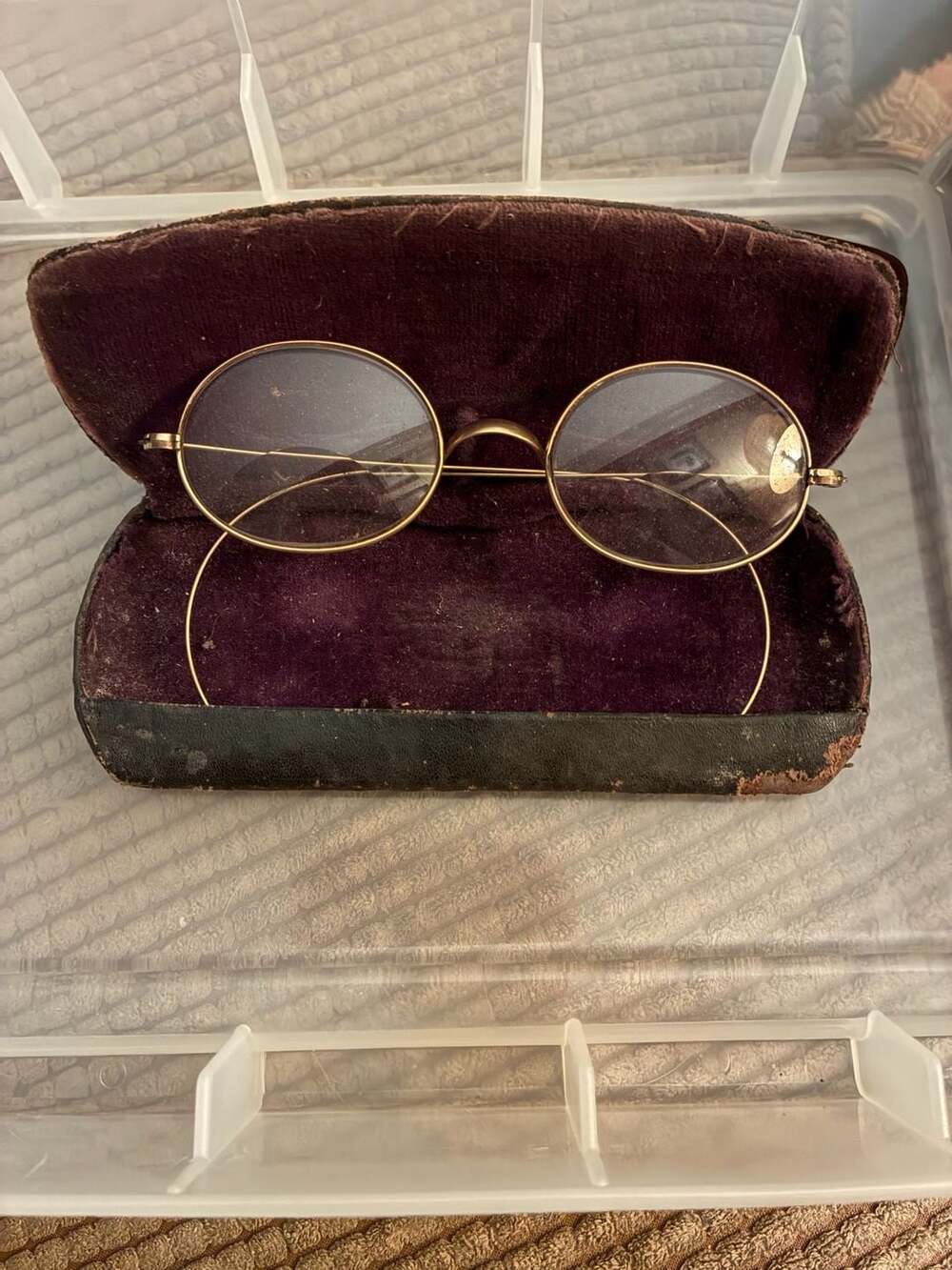 Antique Victorian Gold Filled Wire Rim Eyeglasses with Original Case